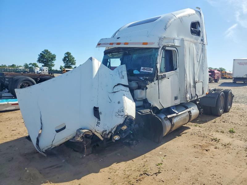 2006 Freightliner CST120 Semi Truck