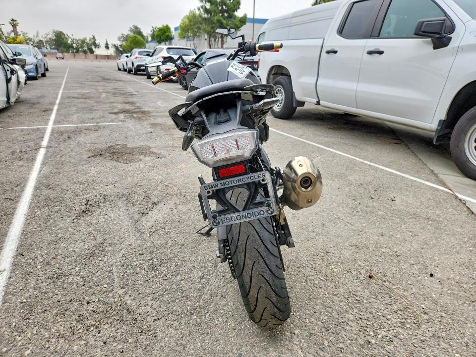 2023 BMW G310 R