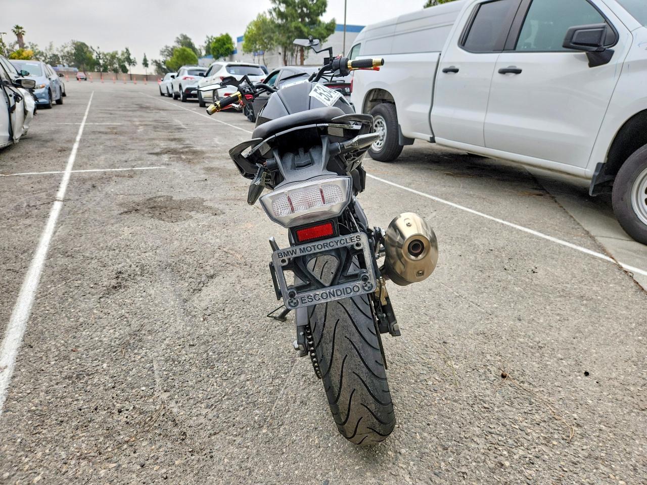 2023 BMW G310 R