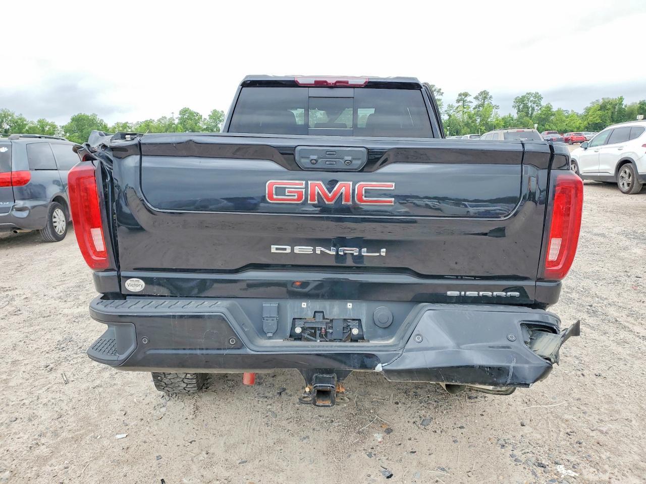 2022 GMC Sierra K2500 Denali