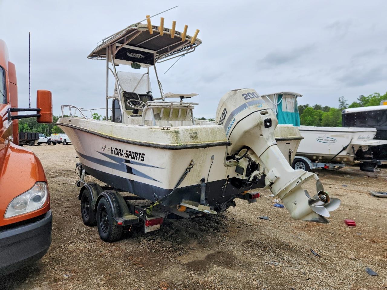 1997 Hydra Sport 1880 OC