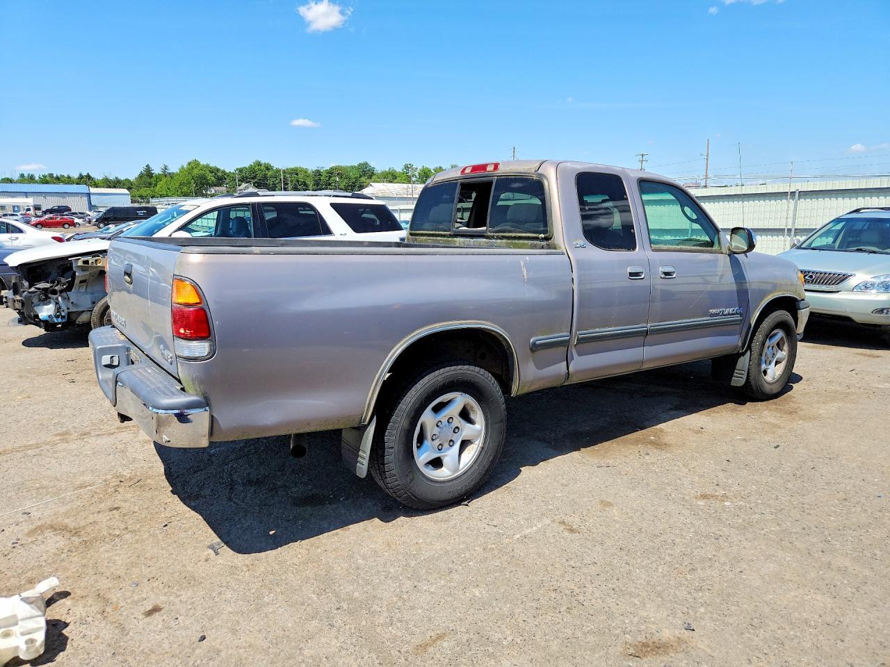 2002 Toyota Tundra SR5 V8