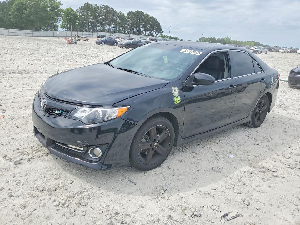 2013 Toyota Camry se