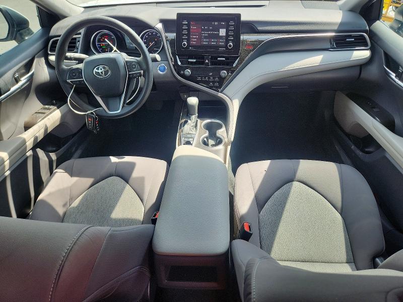 2022 Toyota Camry le