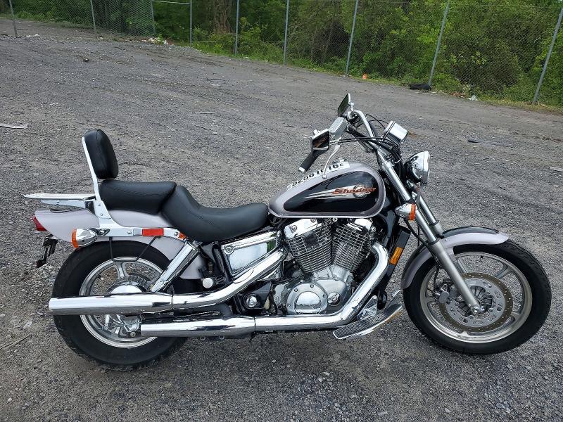 2000 Honda VT1100 C