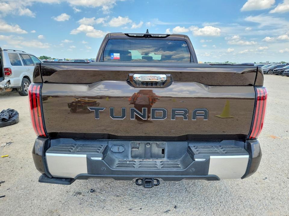 2023 Toyota Tundra Crewmax Limited