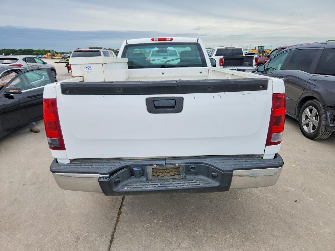 2013 GMC Sierra C1500