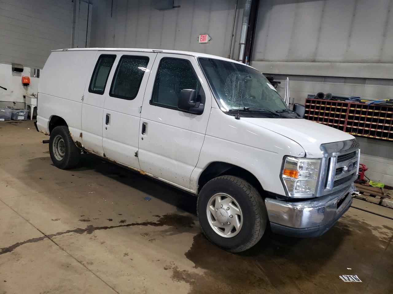 2012 Ford Econoline E250 van