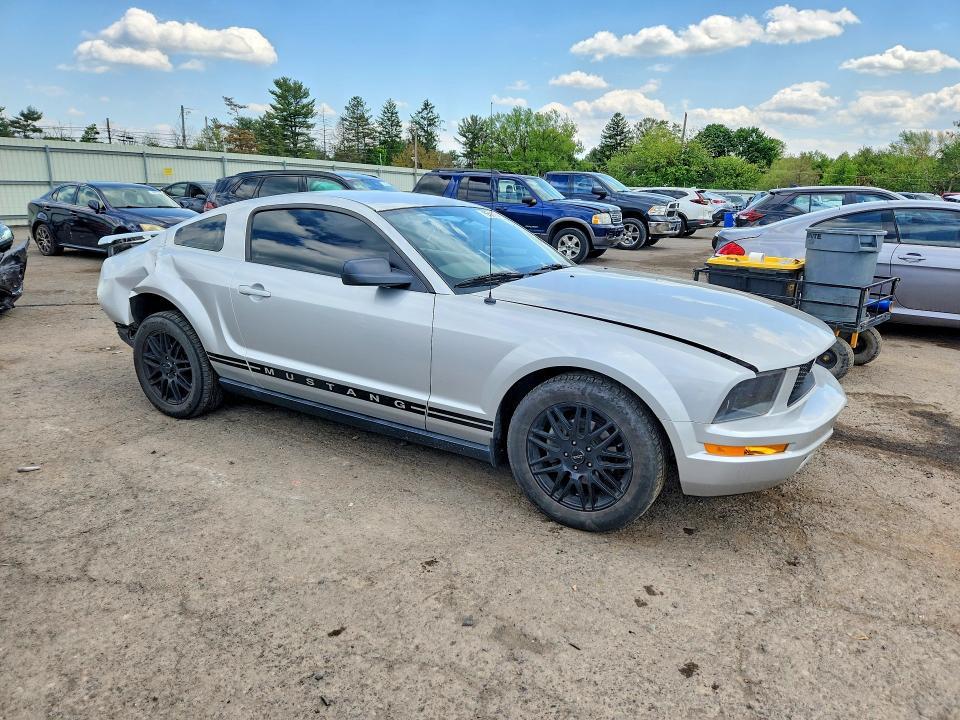2005 Ford Mustang