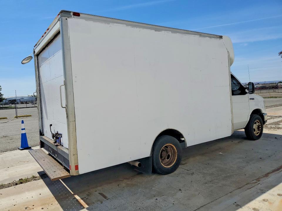 2013 Ford E350 Delivery Truck