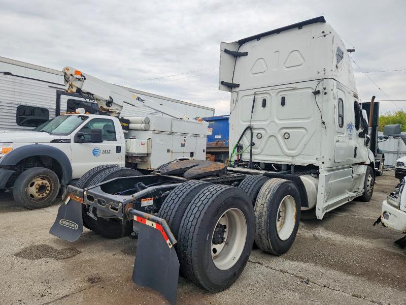 2021 Freightliner Cascadia 126 Semi Truck