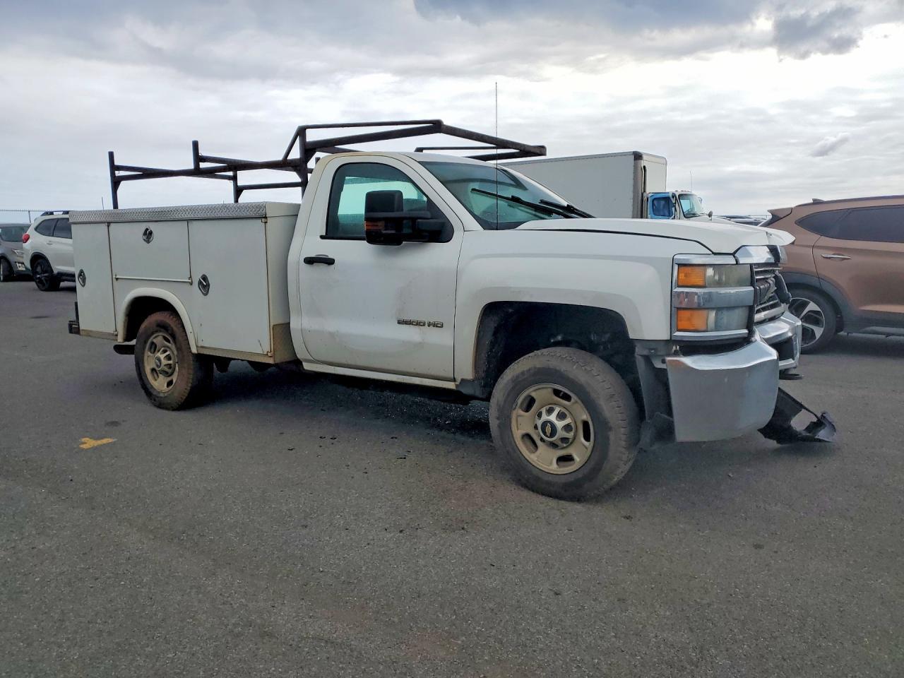 2016 Chevrolet Silverado C2500 Heavy Duty