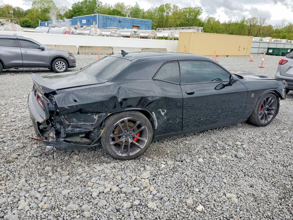 2021 Dodge Challenger r