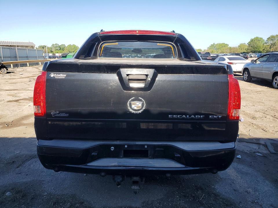 2005 Cadillac Escalade