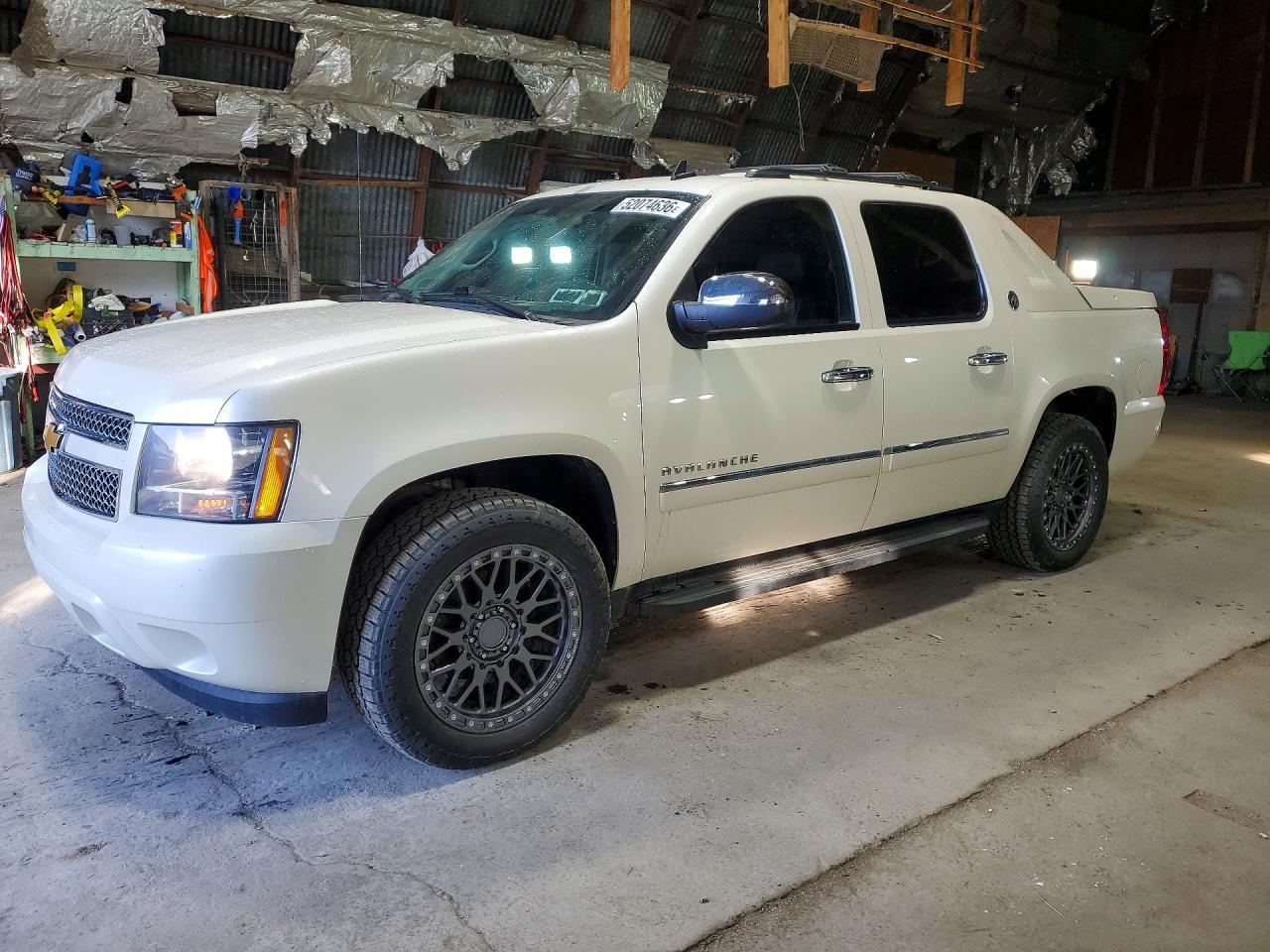 2013 Chevrolet Avalanche LTZ