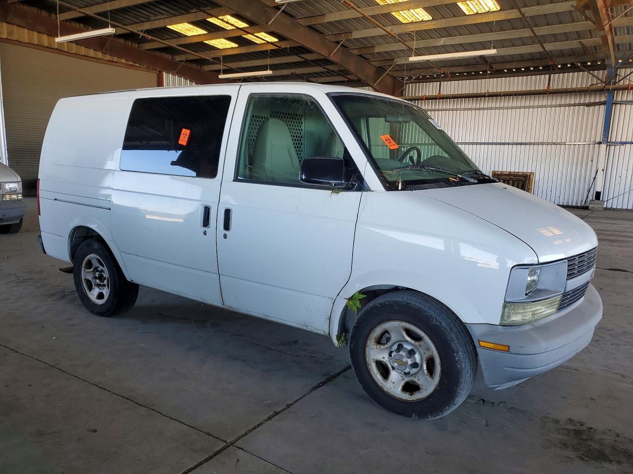 2005 Chev Astro