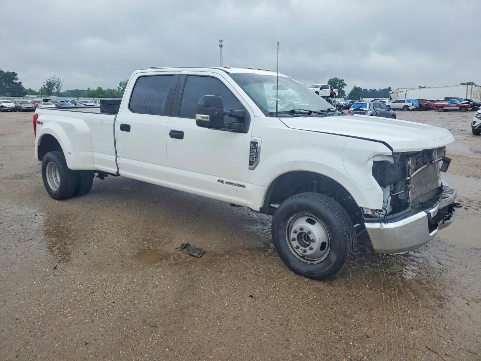 2022 Ford F350 Super Duty