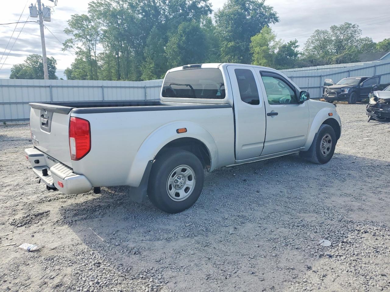 2017 Nissan Frontier S