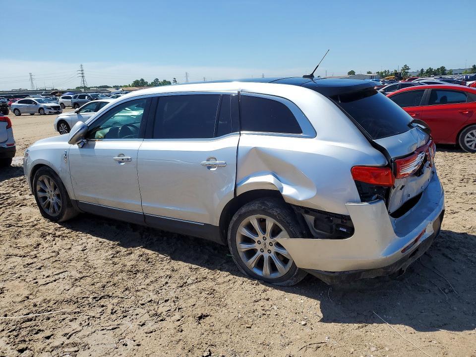 2016 Lincoln MKT