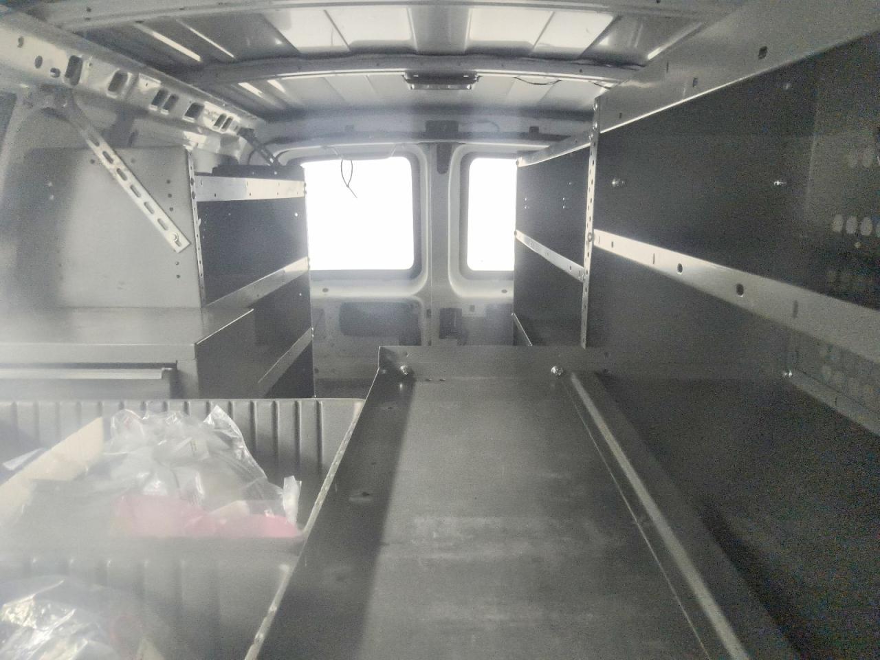 2011 Chev Express G2500