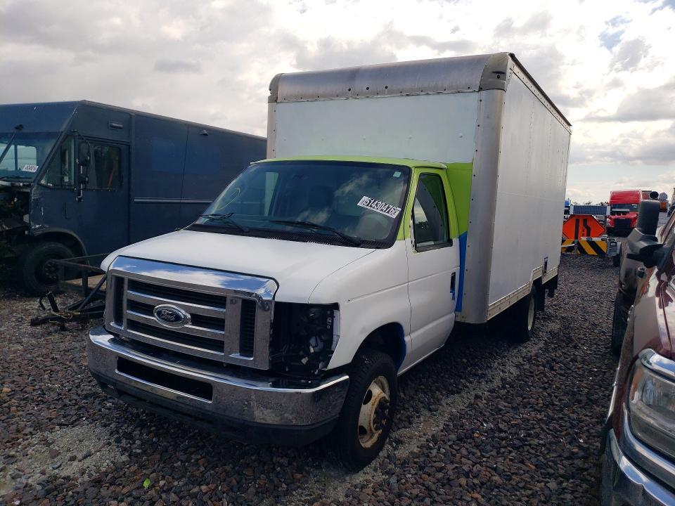 2019 Ford E350 BOX Truck