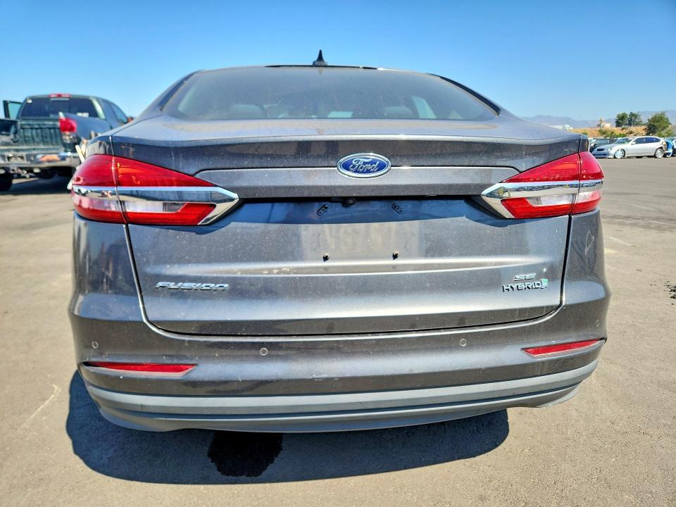 2019 Ford Fusion se