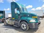 2016 Mack CXU612 Semi Truck