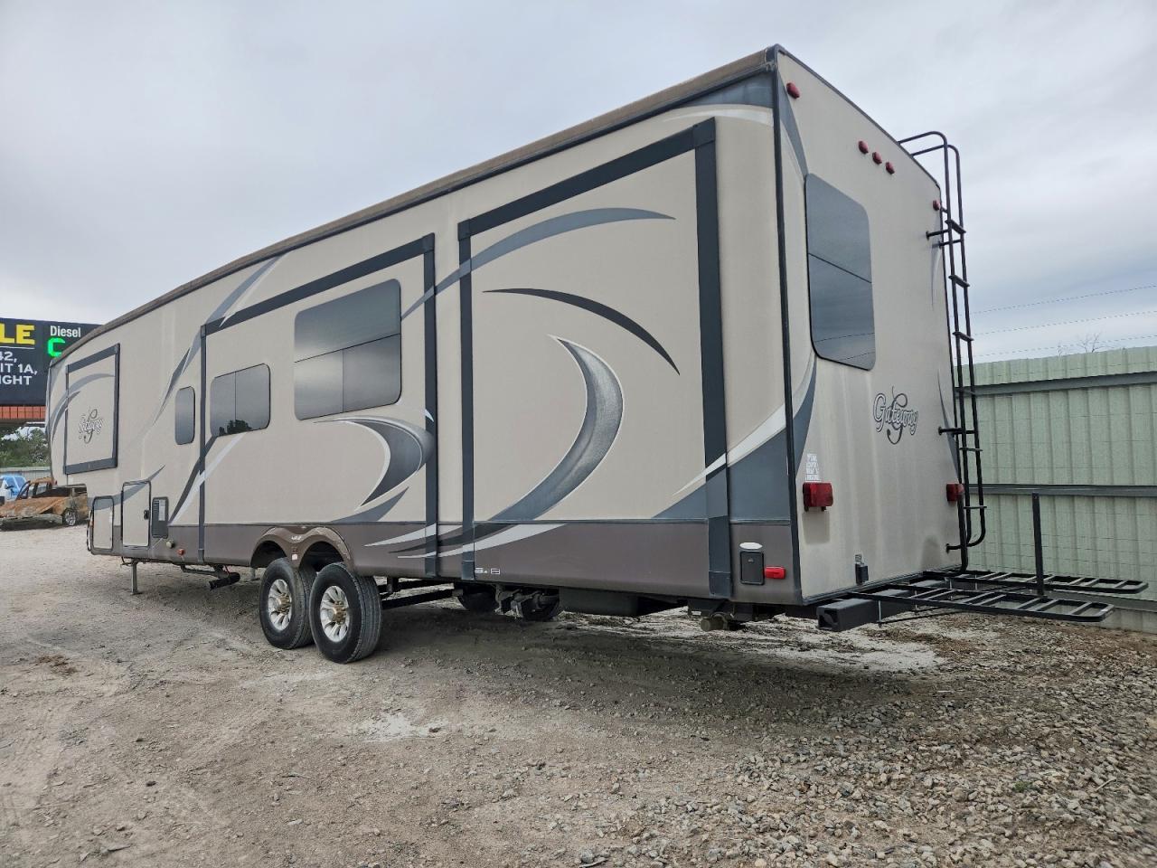 2014 Heartland Gateway Camper
