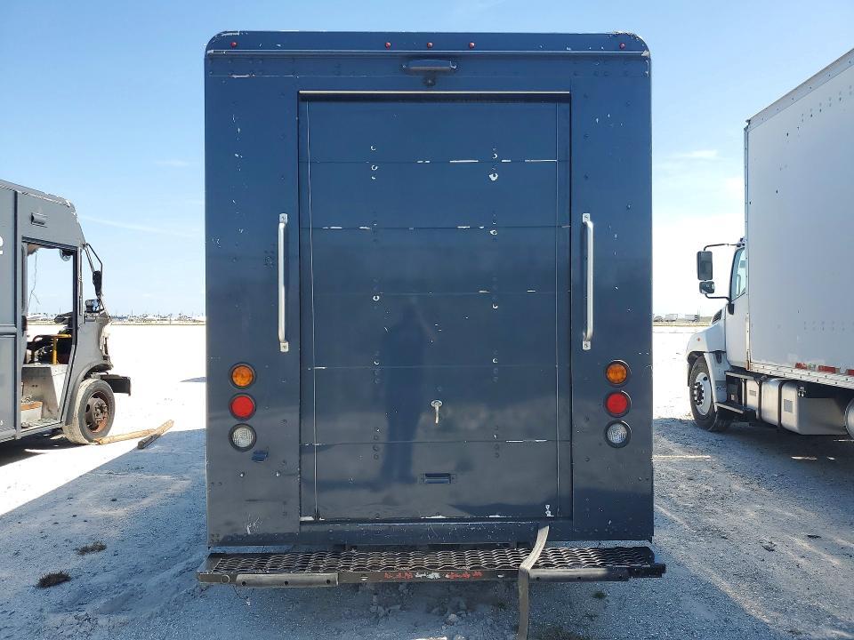 2020 Freightliner Chassis M Line WALK-IN Van