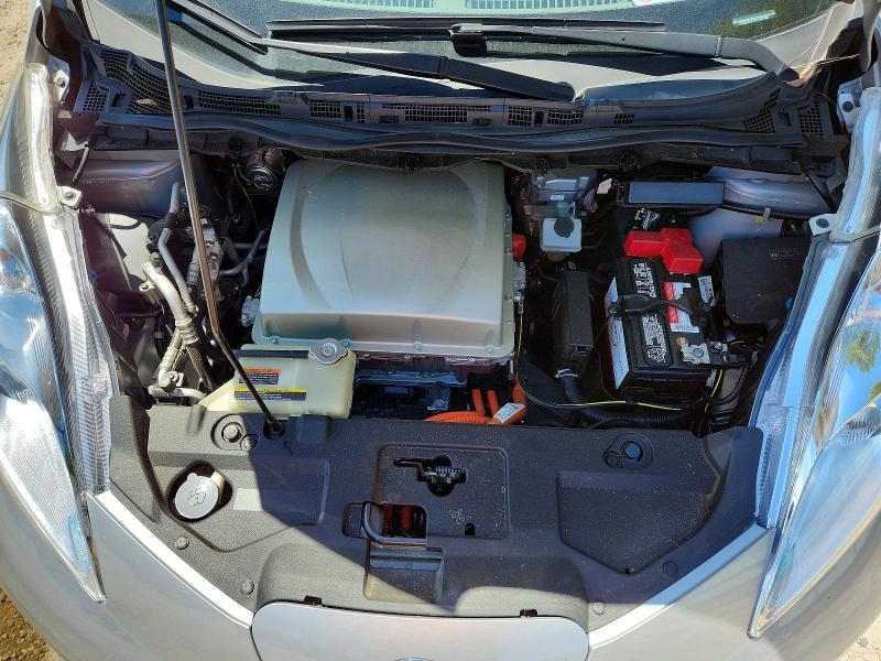2016 Nissan Leaf sv