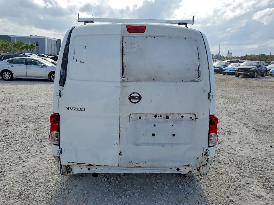 2015 Nissan NV200 SV