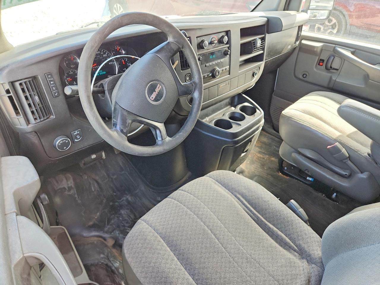 2010 GMC Savana G1500