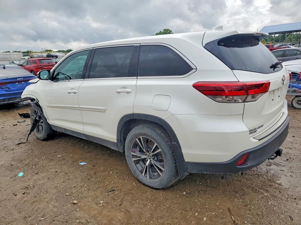 2019 Toyota Highlander le Plus