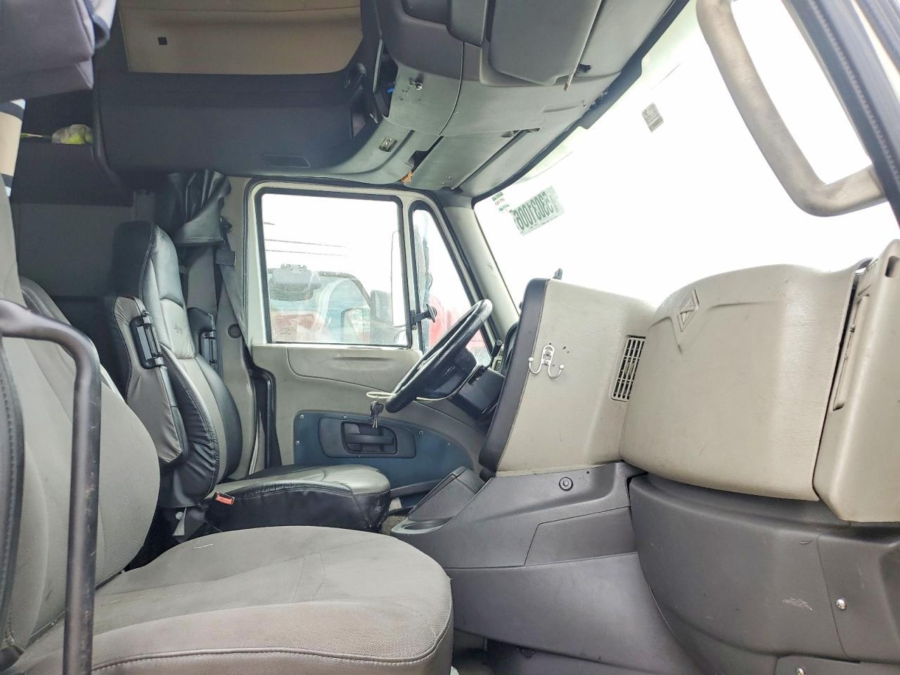 2012 International LF687 Semi Truck
