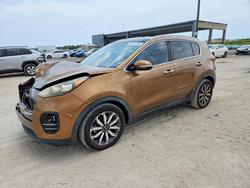 KIA salvage cars for sale: 2017 KIA Sportage ex