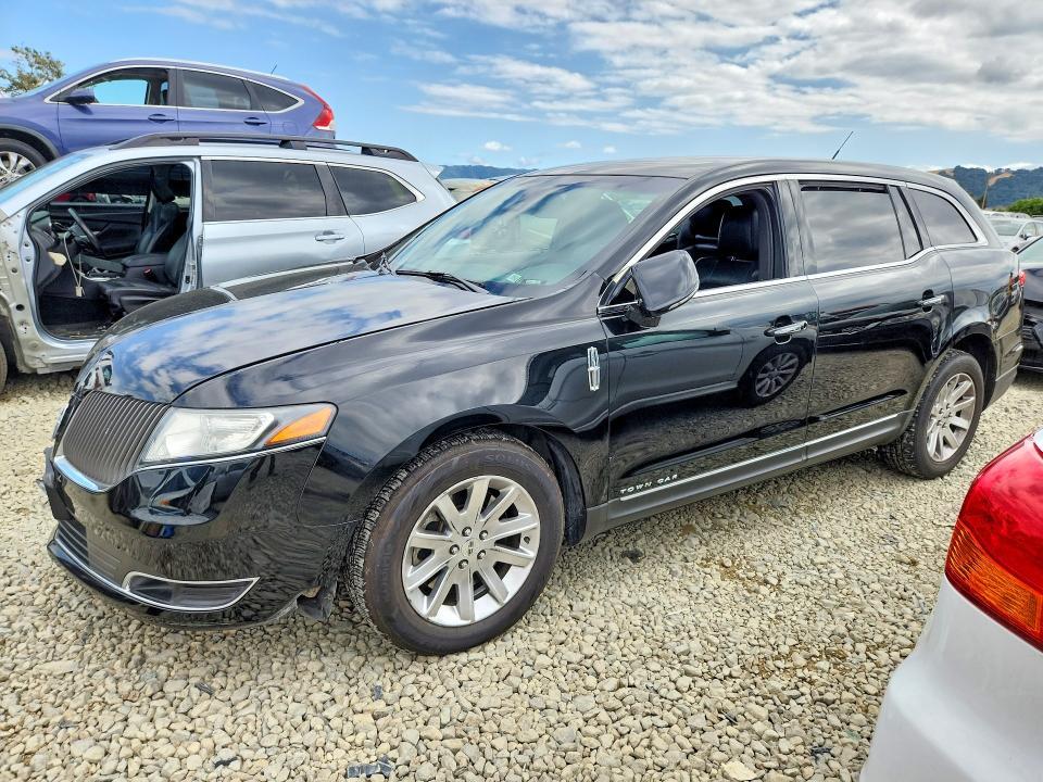 2014 Lincoln MKT