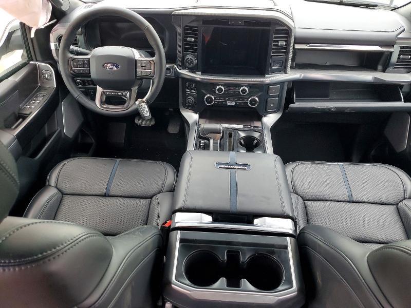 2025 Ford F150 Platinum