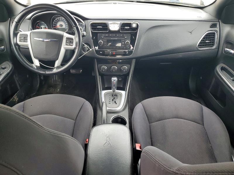 2013 Chrysler 200 Touring