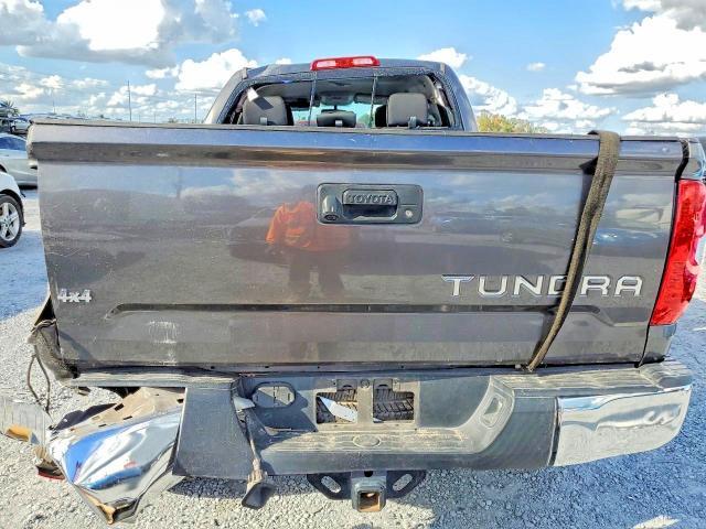 2016 Toyota Tundra SR5