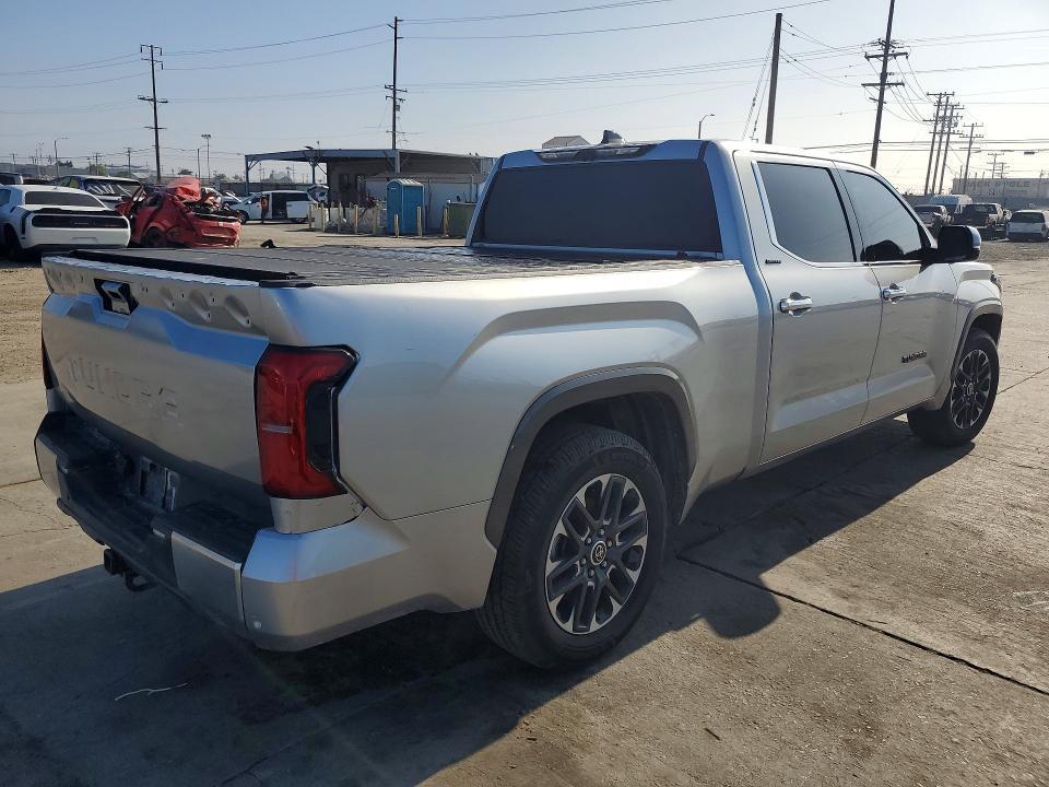 2022 Toyota Tundra Crewmax Limited