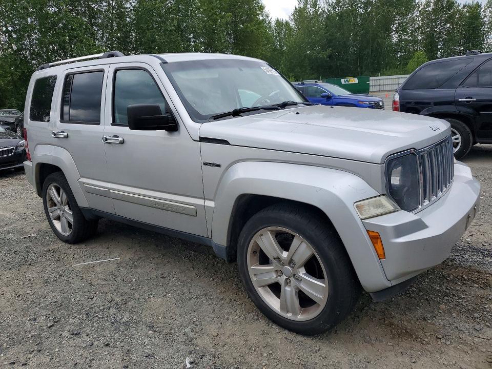 2012 Jeep Liberty jet