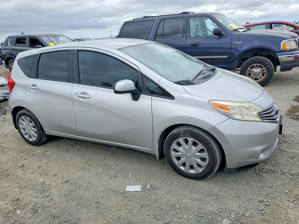 2014 Nissan Versa Note sv