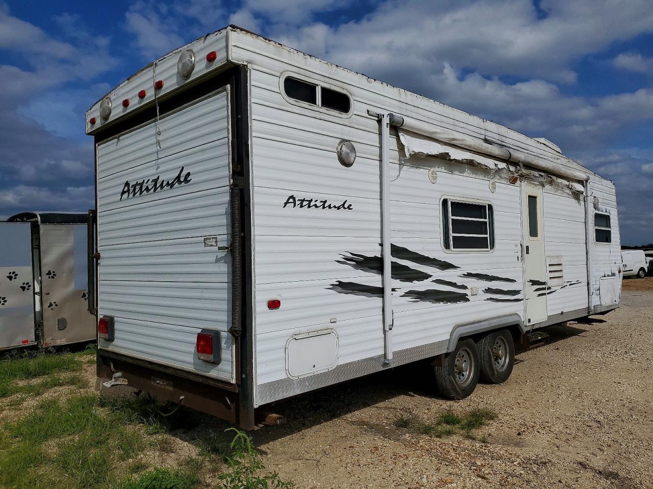 2004 Attitude 2004 Eclipse Atitude Camper