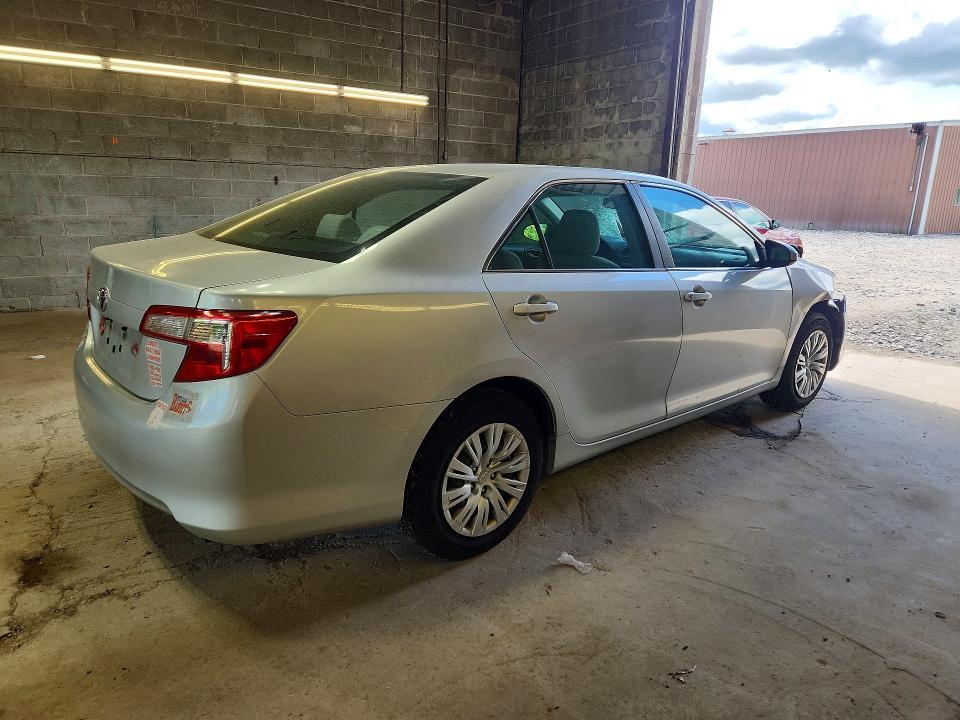 2012 Toyota Camry l