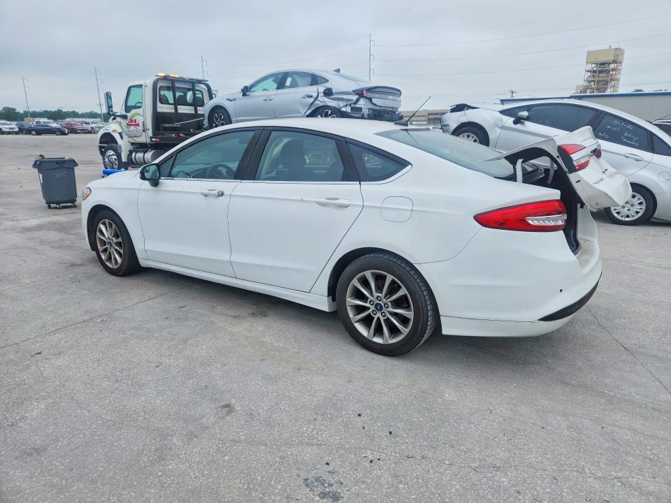 2017 Ford Fusion se