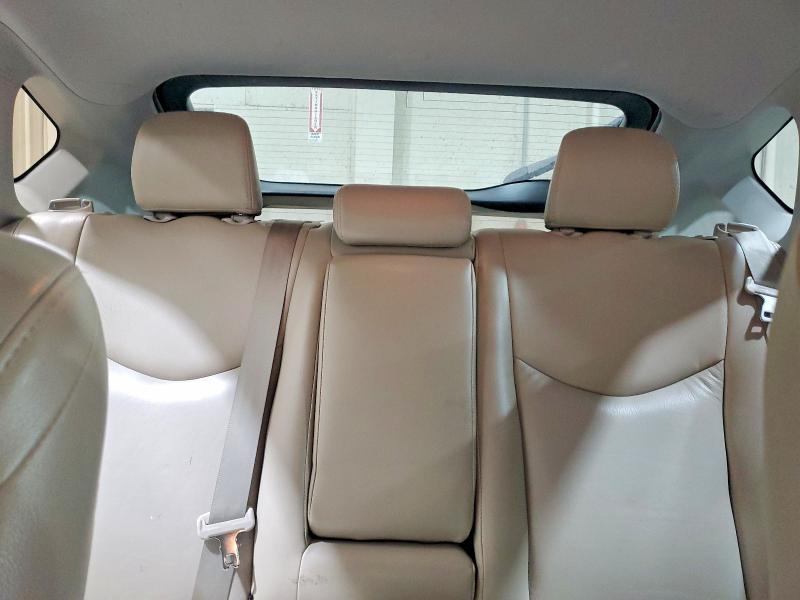 2010 Toyota Prius iii