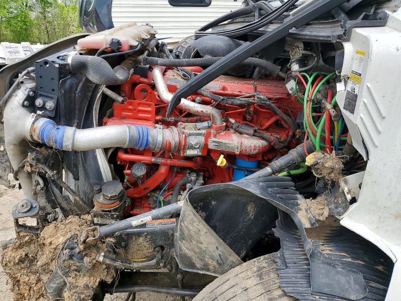 2019 Volv O VNL Semi Truck