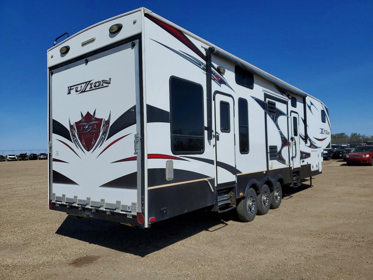 2012 Keystone Fuzion