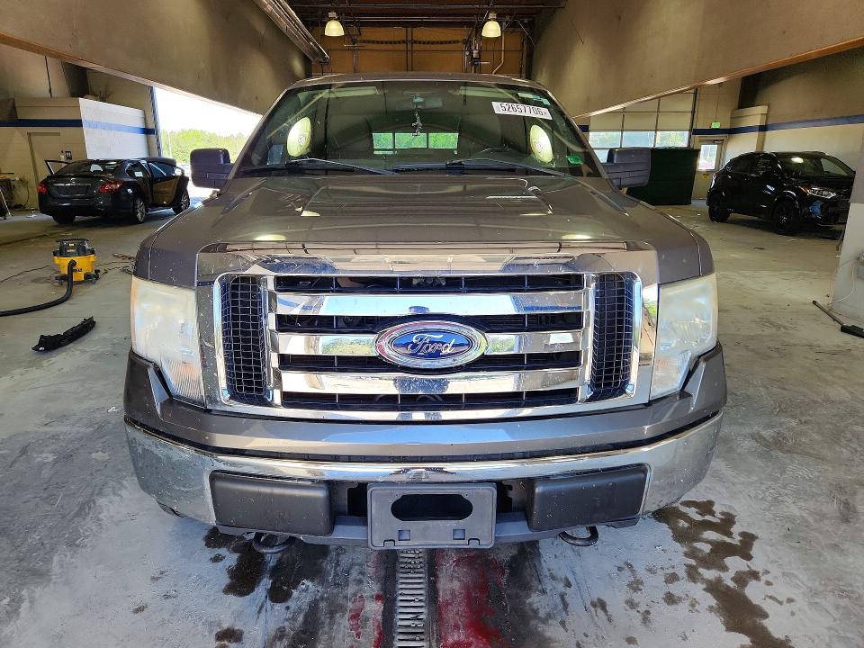 2010 Ford F150 Super cab