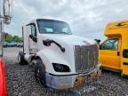 2015 Peterbilt 579 Semi Truck